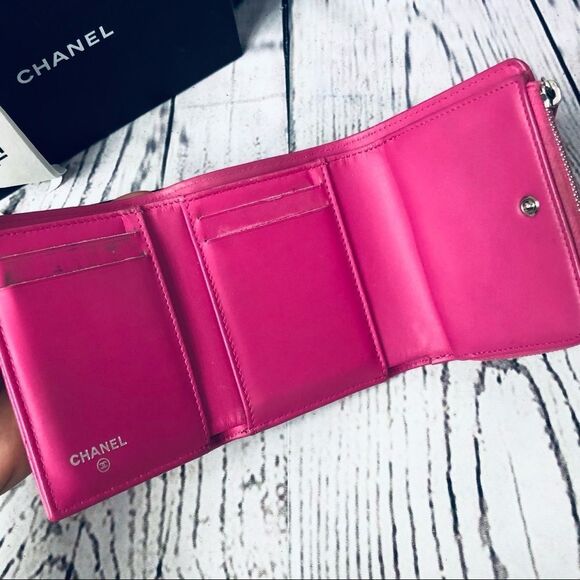 Chanel Matelasse Quilted Leather Pink Caviar Trifold Wallet CC Logo & Box/Card - Picture 9 of 13